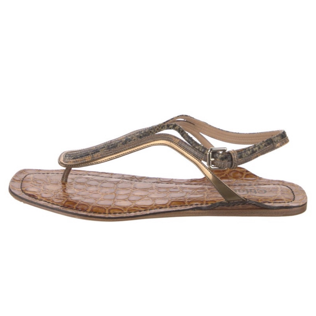 Chlo Leather T-Strap Sandals